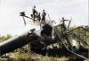Фото 115.  Унитовцы у сбитого  вертолета Ми-8